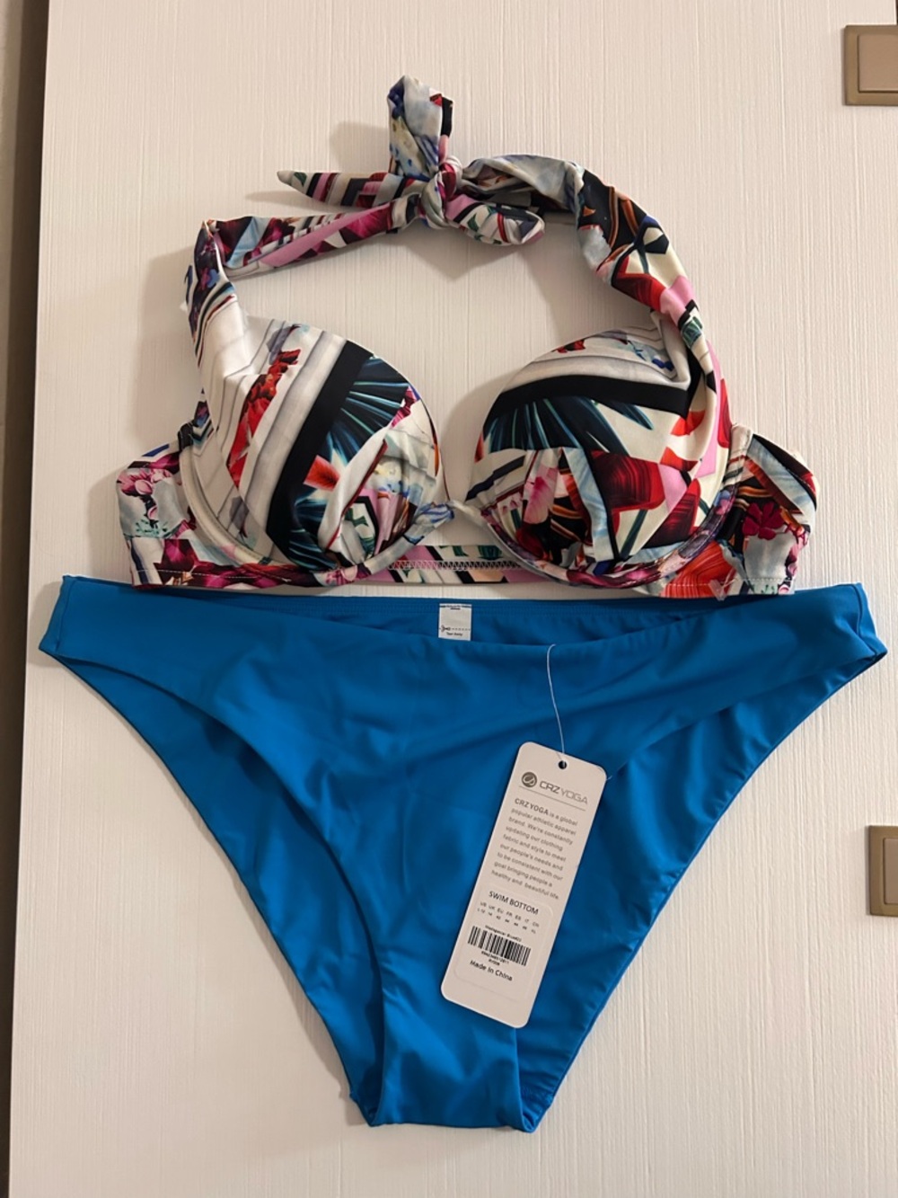 ☀️🌺Hapari Floral Underwire Halter Bikini👙CRZ Yoga NWT Bright Blue Bottom☀️🌺